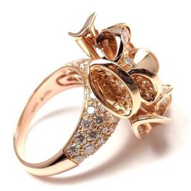 18K ROSE GOLD  61 ROUND BRILLIANT CUT DIAMONDS