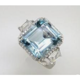 KRISTEN BELL-White Gold Ring with Aquamarine and Diamond
