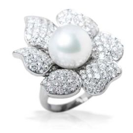 Round Sout sea White Pearls with  Diamonds Floral Ring